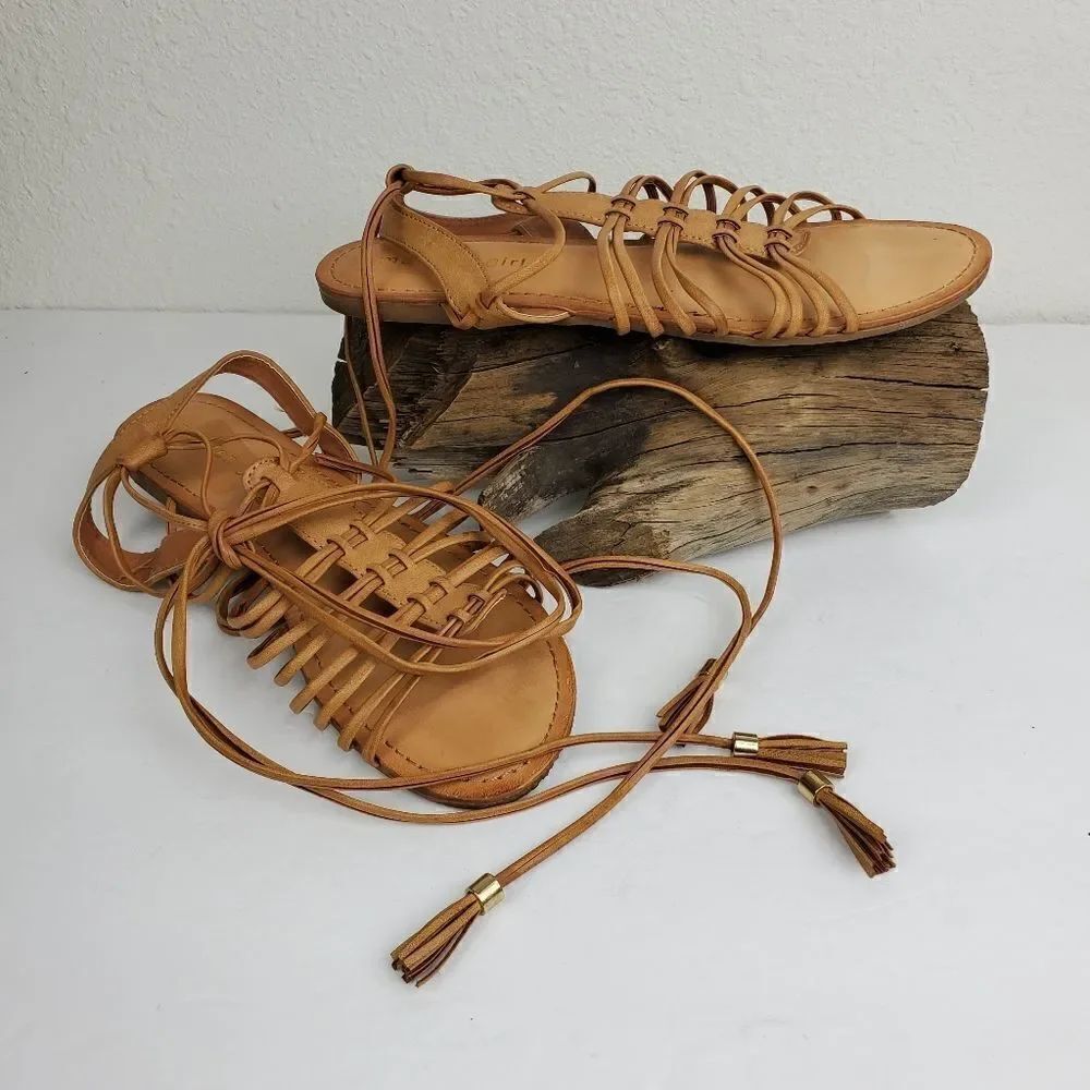 Madden girl wraparound gladiator flat sandals